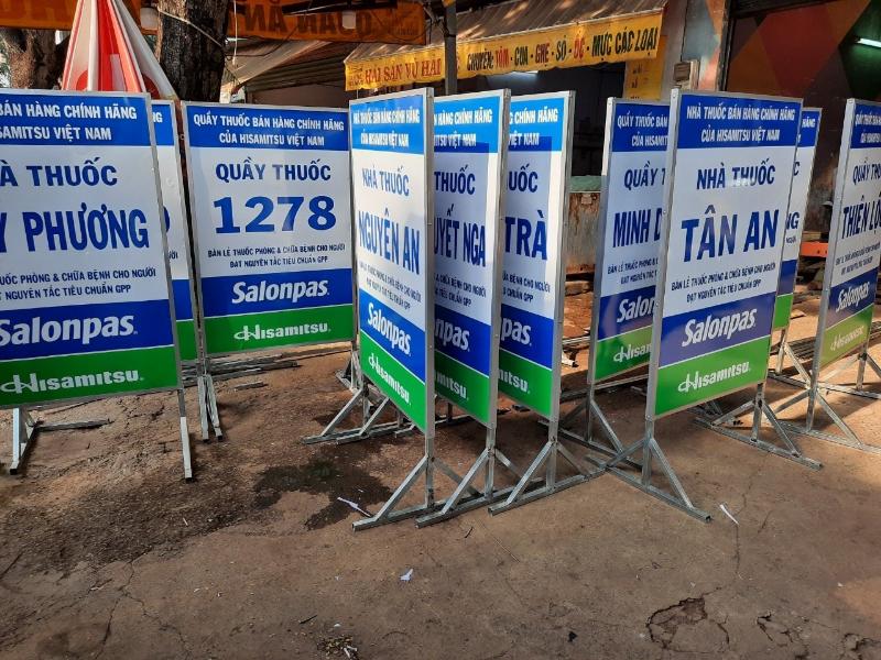 Bảng hiệu decal