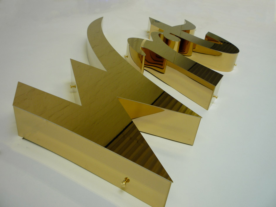 chat-luong-dich-vu-chu-inox-dam-bao